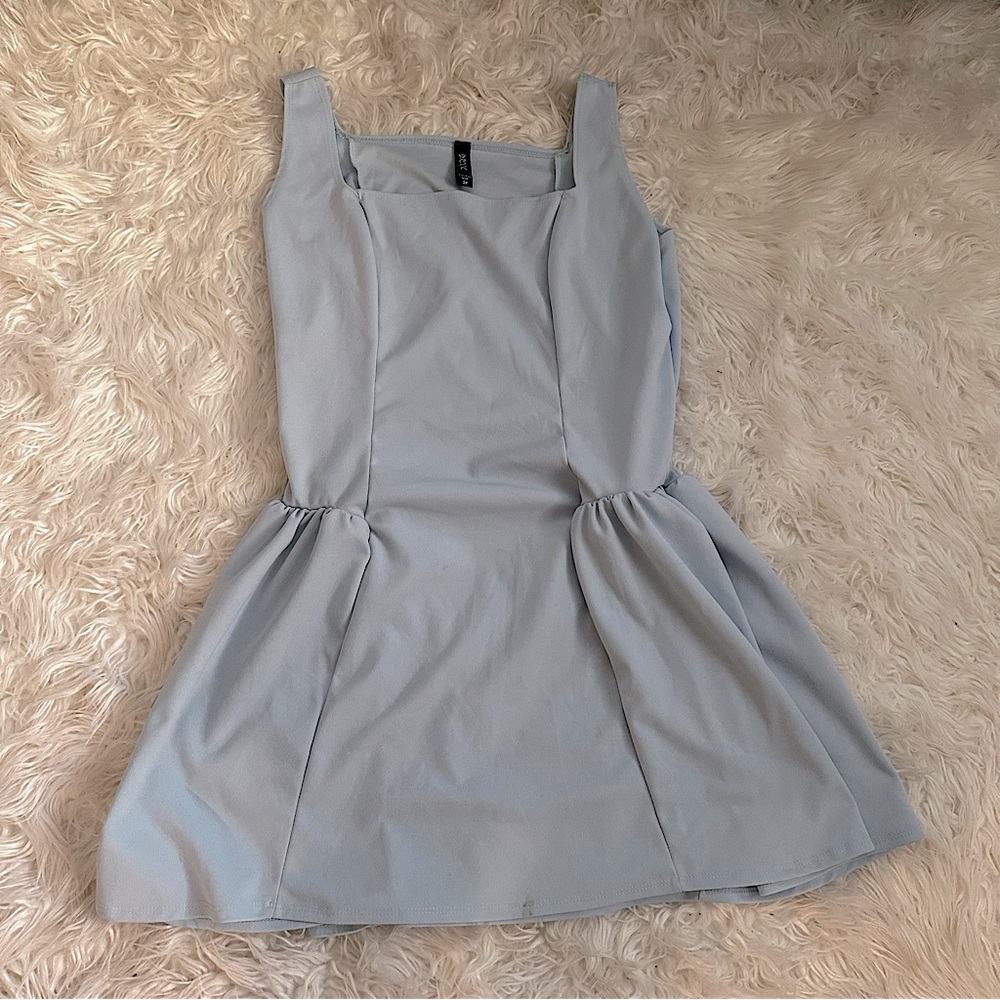 D.Rock Elegant Light Blue Sleeveless Dress - Picture 3 of 7